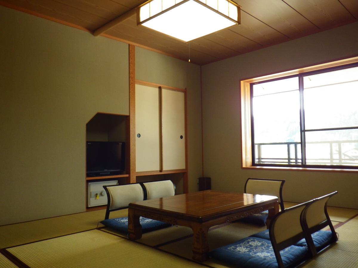 Hôtel Kurikarajyuku à Tsubata Extérieur photo